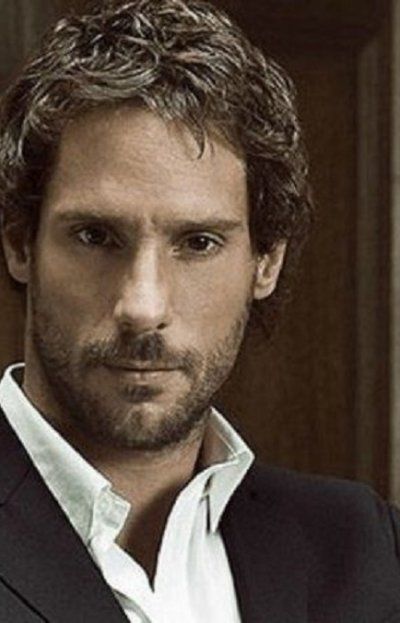 Gonzalo Valenzuela estaría saliendo con una política chilena Gonzalo Valenzuela estaría saliendo con una política chilena