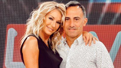 Yanina Latorre es la que maneja la guita de Diego Latorre