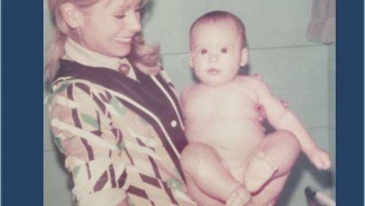 Exitosa famosa de la TV actual publicó una foto retro con su madre: 