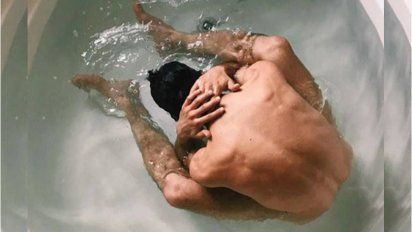 El actor del momento se desnudó en una bañera