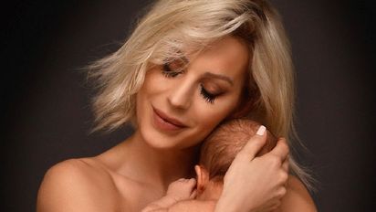 Noelia Marzol bañó a su hijo con una esponja de cocina