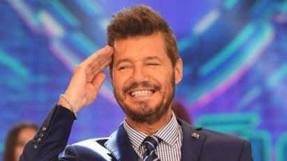 Fuera de sincro: Tinelli presentó una promo de Showmatch llena de gente amontonada 