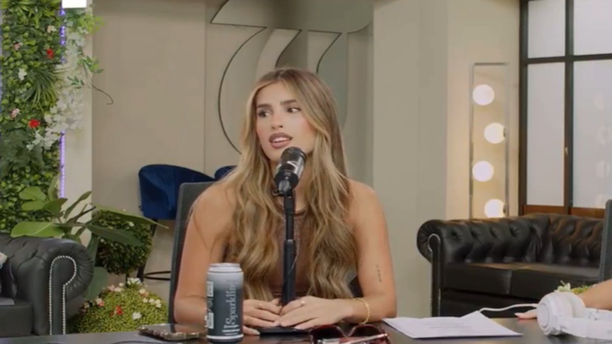 Julieta Poggio contó qué es lo más difícil de su rol en Patito Feo, el musical