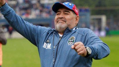 Maradona llegó a Olivos para ser operado