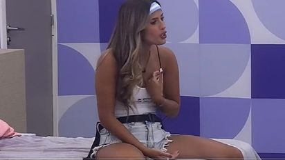 Julieta Poggio nombró a los ex participantes de 