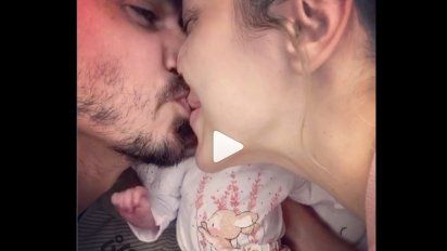 Virginia Gallardo mostró por primera vez la carita de su hija Martina