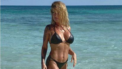 ¡Diosa total! Flor Peña se lució con animal print