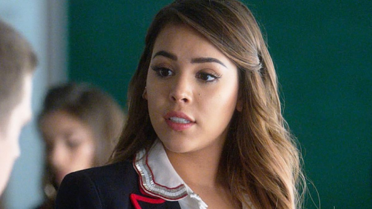 Danna Paola salió a responder a quienes comparan a Lucrecia y Ari de Élite