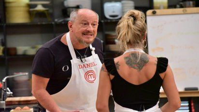 Dani La Chepi casi pasa al domingo por Daniel Araoz