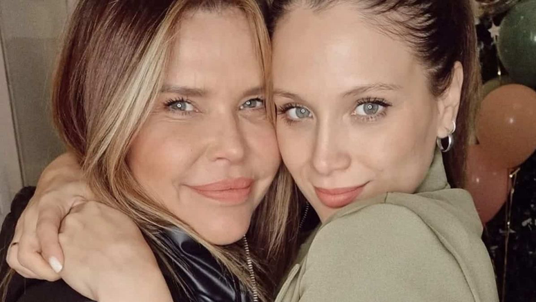 La desopilante broma que le hizo Barbie Vélez a su madre, Nazarena Vélez con un filtro de TikTok