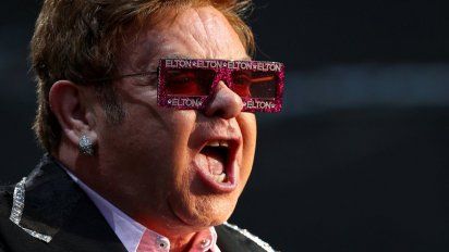 Elton John criticó a El Vaticano